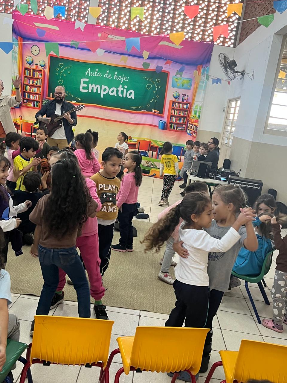 Foto 4 de Crescendo com Respeito